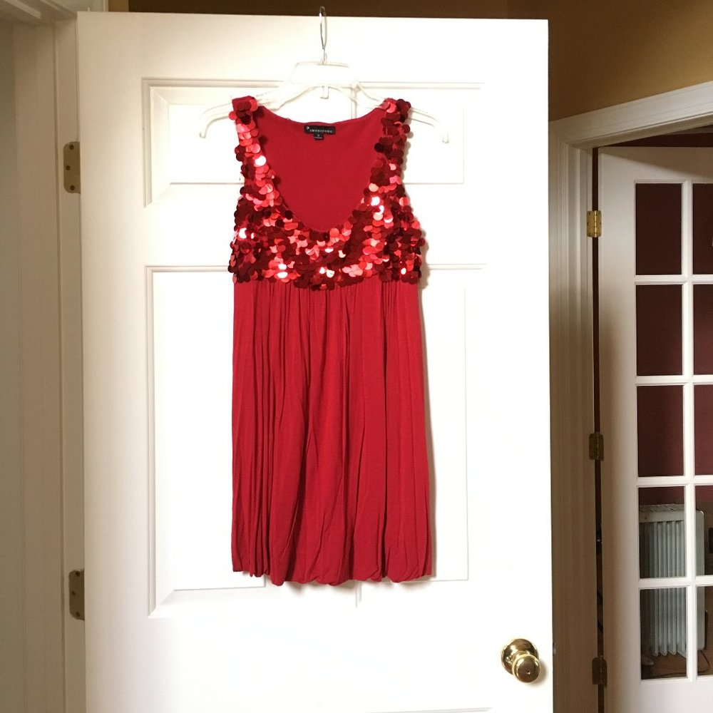 Red sequins dress